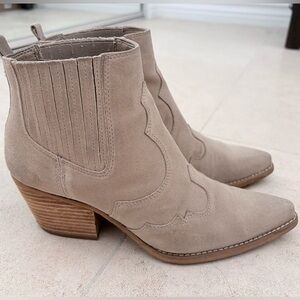 Sam Edelman Taupe Suede Western Chelsea Ankle Booties – Size 7.5